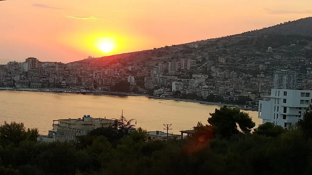 Apartments Villa Juvenito Sarandë アルバニア